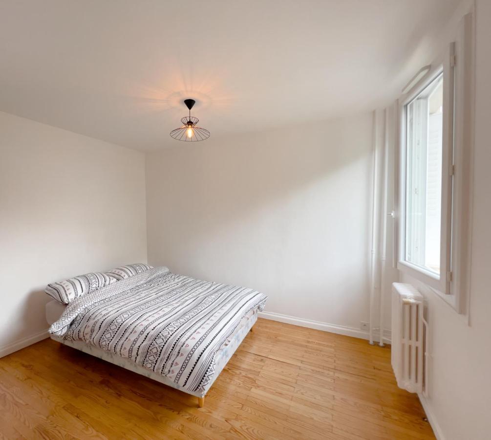 Appartement Spacieux Avec Balcon Saint-Fons المظهر الخارجي الصورة