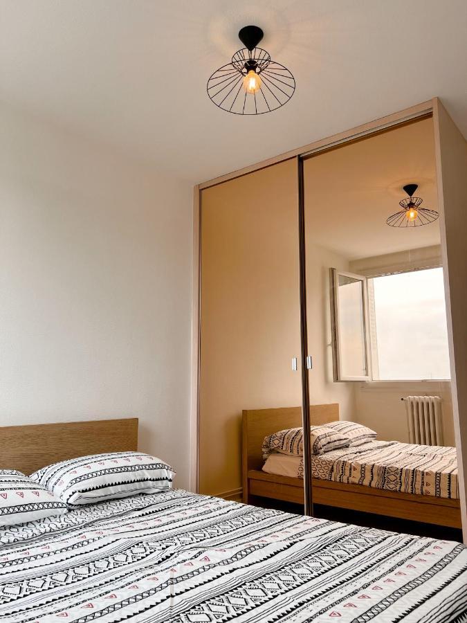 Appartement Spacieux Avec Balcon Saint-Fons المظهر الخارجي الصورة